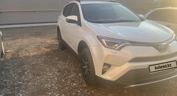 Toyota RAV4 2018 годаүшін13 000 000 тг. в Актобе