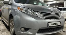 Toyota Sienna 2013 года за 14 000 000 тг. в Алматы