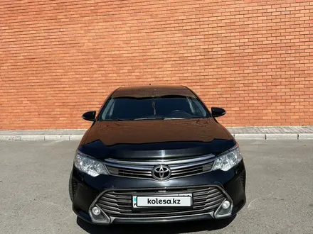 Toyota Camry 2015 года за 13 000 000 тг. в Павлодар – фото 2