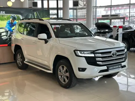 Toyota Land Cruiser Prestige 2025 года за 61 100 000 тг. в Алматы – фото 3