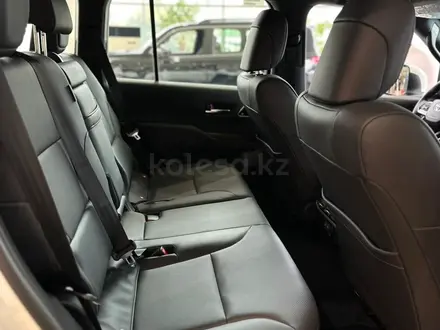 Toyota Land Cruiser Prestige 2025 года за 61 100 000 тг. в Алматы – фото 6