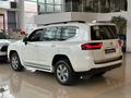 Toyota Land Cruiser Prestige 2025 года за 61 100 000 тг. в Алматы – фото 11