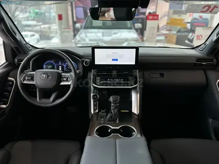 Toyota Land Cruiser Prestige 2025 года за 61 100 000 тг. в Алматы – фото 14