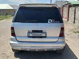 Mercedes-Benz ML 320 1999 годаүшін3 900 000 тг. в Шу – фото 3