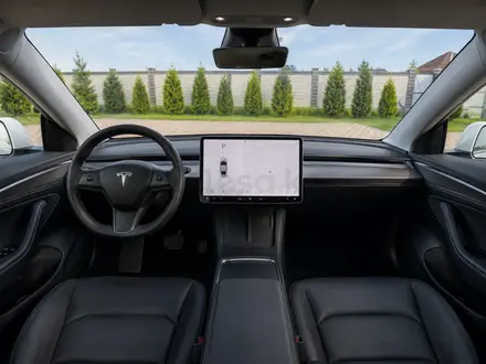 Tesla Model 3 2019 года за 10 600 000 тг. в Алматы – фото 4