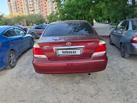 Toyota Camry 2005 года за 3 500 000 тг. в Семей – фото 3