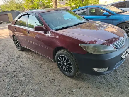 Toyota Camry 2005 года за 3 500 000 тг. в Семей – фото 2