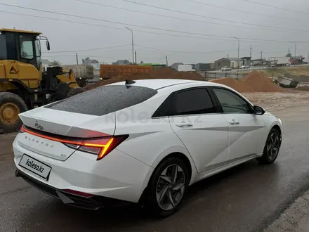 Hyundai Elantra 2021 года за 9 500 000 тг. в Шымкент – фото 2