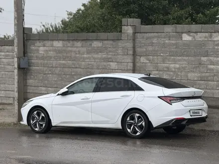 Hyundai Elantra 2021 года за 9 500 000 тг. в Шымкент – фото 4