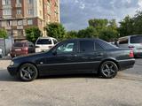 Mercedes-Benz C 240 1999 года за 2 745 000 тг. в Алматы – фото 5