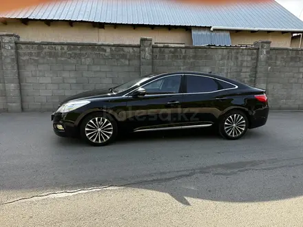 Hyundai Grandeur 2013 года за 8 200 000 тг. в Алматы – фото 2