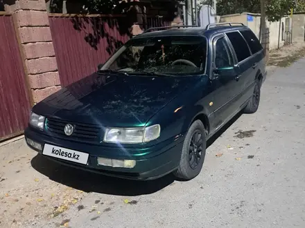 Volkswagen Passat 1995 года за 1 700 000 тг. в Шымкент – фото 4