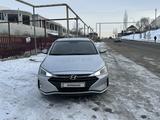 Hyundai Elantra 2019 годаүшін8 300 000 тг. в Алматы – фото 2