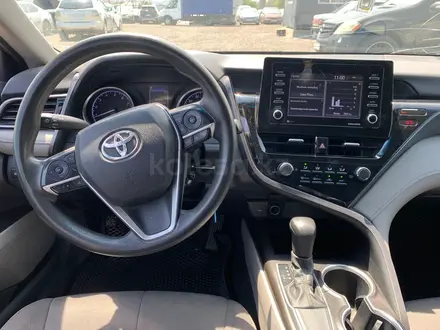Toyota Camry 2021 года за 6 830 250 тг. в Алматы – фото 11