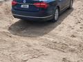 Volkswagen Passat 2016 года за 3 600 000 тг. в Атырау – фото 2