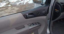 Kia Carnival 2014 годаүшін5 500 000 тг. в Шымкент – фото 5