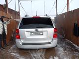 Kia Carnival 2014 годаүшін5 500 000 тг. в Шымкент – фото 3