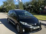 Toyota Estima 2012 года за 9 000 000 тг. в Семей