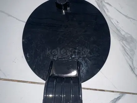 Лючок бензобака топливного бака 6RU809857 за 9 800 тг. в Астана – фото 2