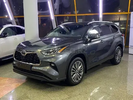 Toyota Highlander Luxe 2022 года за 46 000 000 тг. в Шымкент