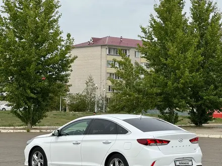 Hyundai Sonata 2019 года за 9 200 000 тг. в Уральск – фото 7