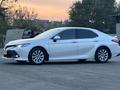 Toyota Camry 2018 года за 12 750 000 тг. в Алматы – фото 5