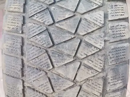 Шины с дисками 265/65R17 за 135 000 тг. в Актобе – фото 3