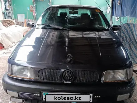 Volkswagen Passat 1993 года за 1 600 000 тг. в Алматы – фото 2