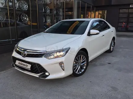 Toyota Camry 2018 года за 15 800 000 тг. в Шымкент – фото 3