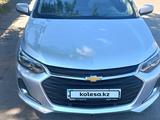 Chevrolet Onix 2020 года за 6 500 000 тг. в Костанай – фото 2