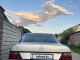 Mercedes-Benz E 220 1992 годаfor1 500 000 тг. в Алматы – фото 2