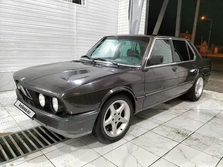 BMW 520 1983 года за 1 000 000 тг. в Кызылорда – фото 4