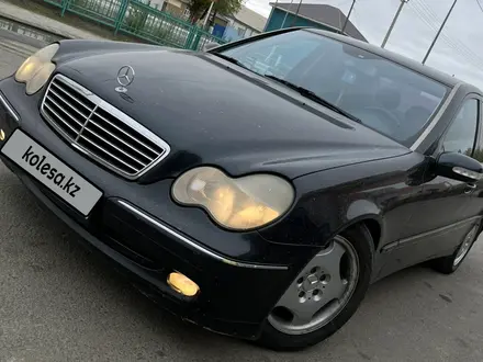 Mercedes-Benz C 200 2001 года за 3 000 000 тг. в Аральск – фото 4