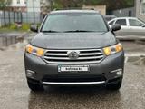 Toyota Highlander 2011 годаүшін8 300 000 тг. в Актобе