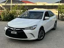 Toyota Camry, 2016