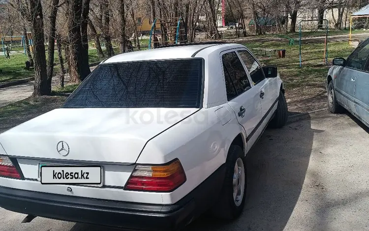 Mercedes-Benz E 230 1989 годаүшін1 600 000 тг. в Талдыкорган