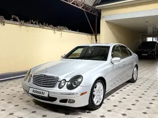 Mercedes-Benz E 320