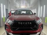 Toyota Hilux 2023 года за 27 500 000 тг. в Актау