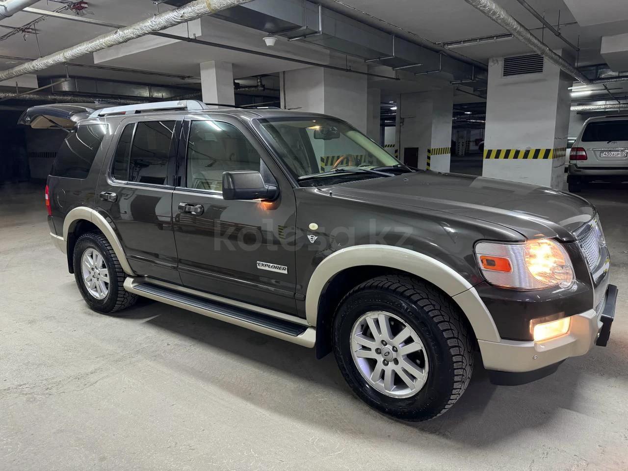 Ford Explorer 2006 г.