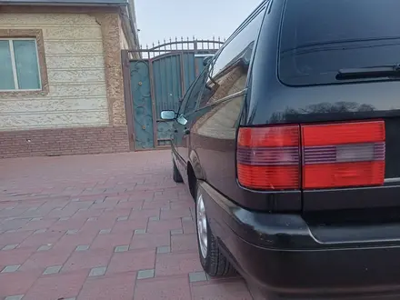 Volkswagen Passat 1996 года за 3 200 000 тг. в Тараз – фото 11