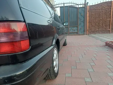 Volkswagen Passat 1996 года за 3 200 000 тг. в Тараз – фото 26