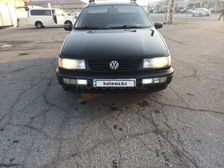 Volkswagen Passat 1996 года за 3 200 000 тг. в Тараз – фото 39