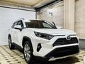 Toyota RAV4 2021 годаүшін18 500 000 тг. в Шымкент