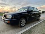 Volkswagen Vento 1994 годаүшін2 500 000 тг. в Актобе – фото 5