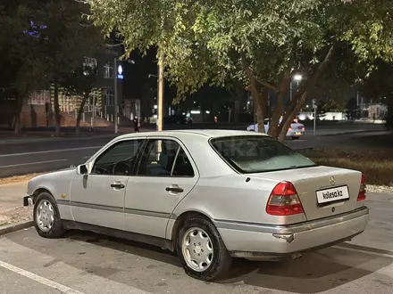 Mercedes-Benz C 280 1993 года за 1 800 000 тг. в Талдыкорган