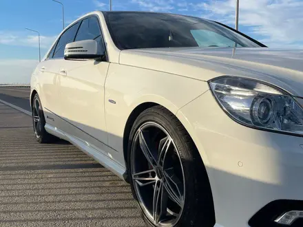 Mercedes-Benz E 250 2010 года за 7 600 000 тг. в Мангистау – фото 4