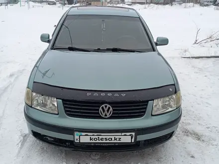 Volkswagen Passat 1997 года за 1 600 000 тг. в Караганда – фото 2