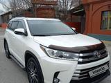 Toyota Highlander 2018 года за 21 300 000 тг. в Шымкент – фото 5