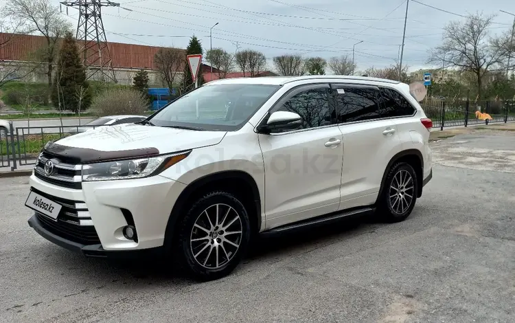 Toyota Highlander 2018 года за 21 300 000 тг. в Шымкент