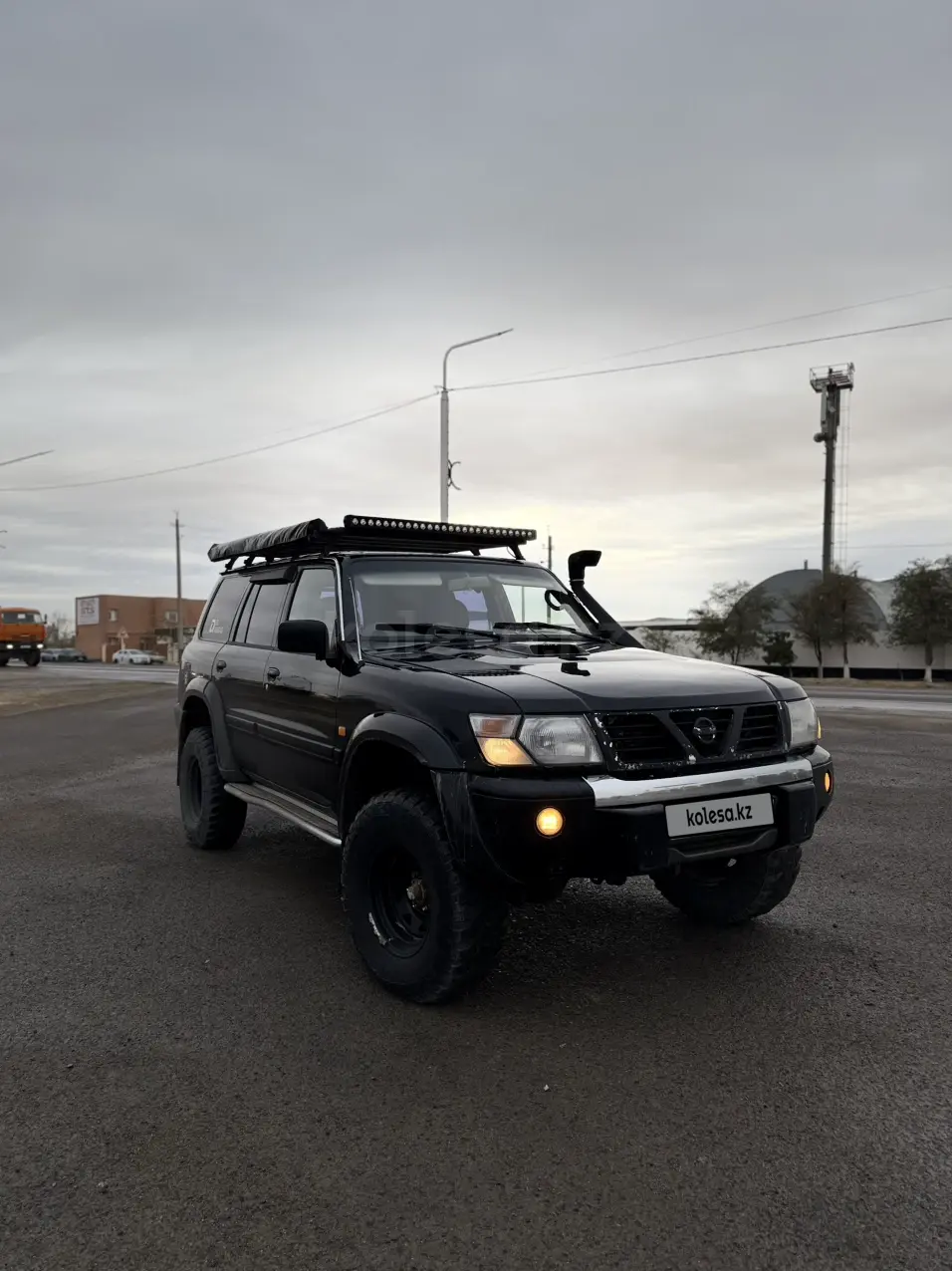 Nissan Patrol, 2000